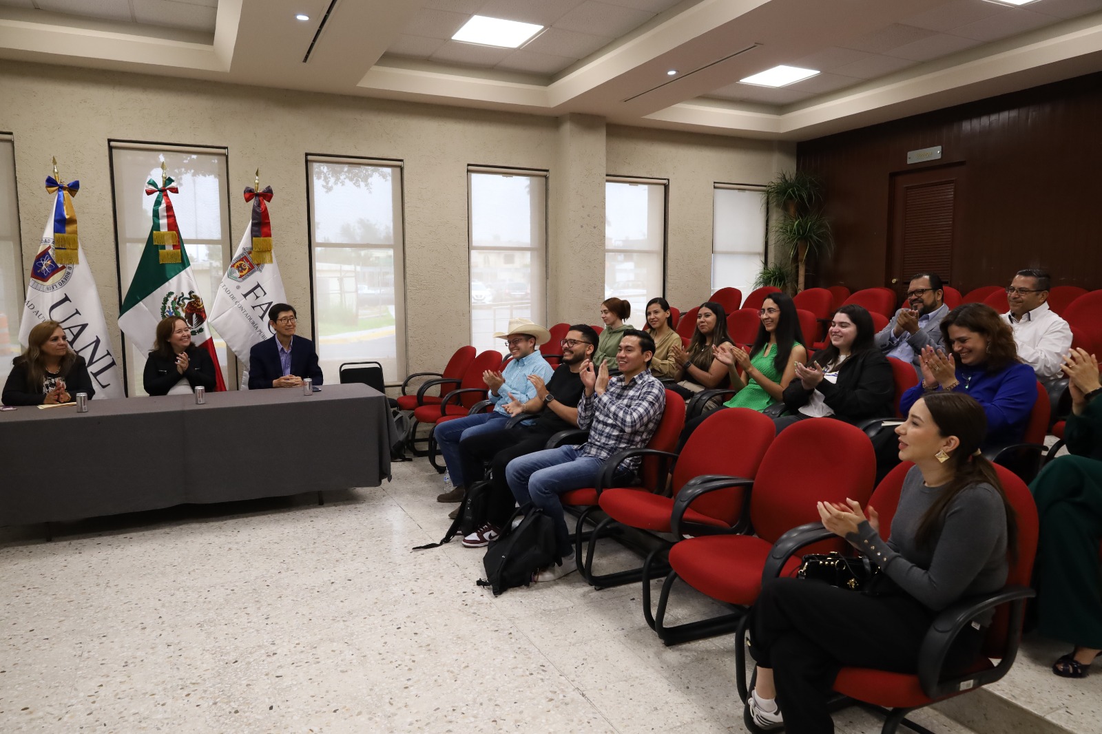 FACPYA da la bienvenida a alumnos de posgrado que regresan de su estancia en Corea del Sur