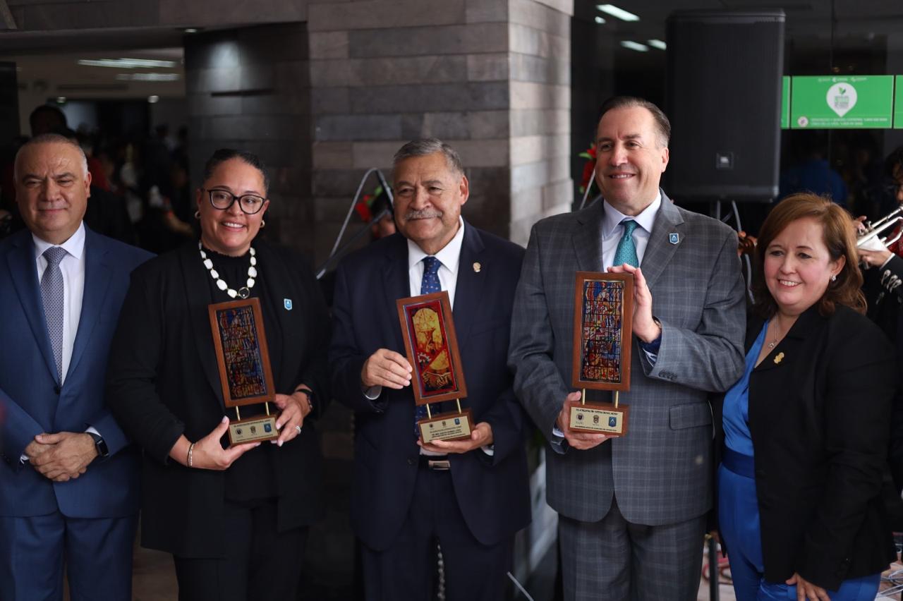 FACPYA recibe certificados de acreditación internacional de la ACBSP para 13 programas académicos