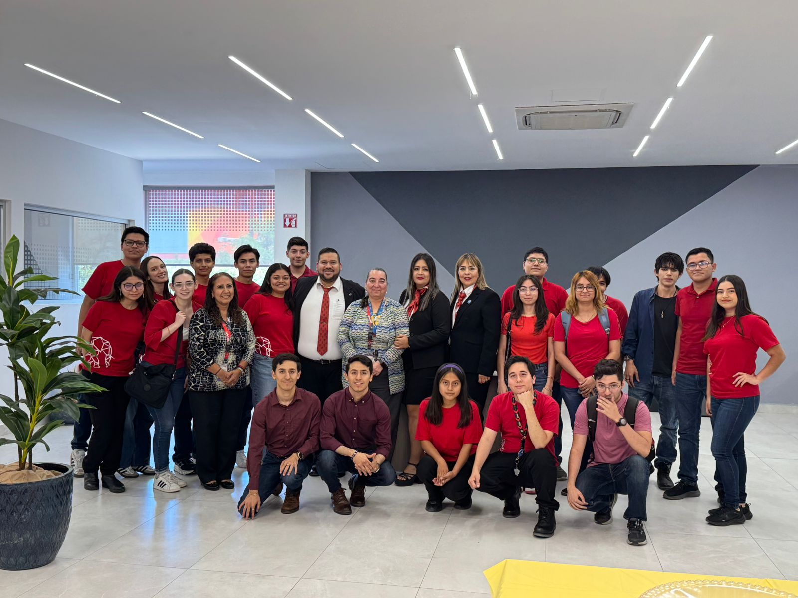 Foto grupal equipos Ciudad Universitaria