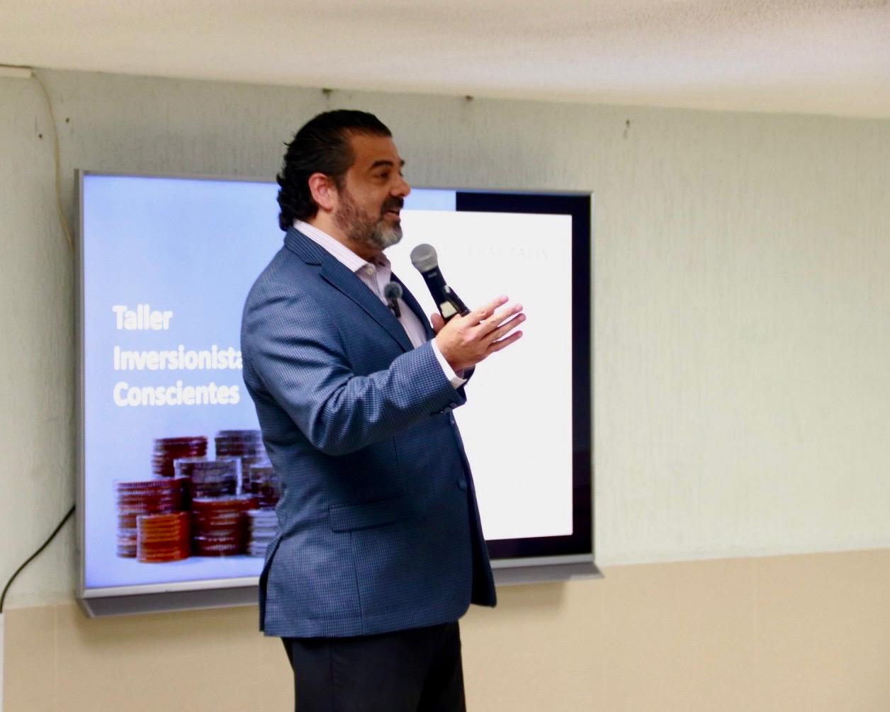 FACPYA realiza taller “Inversionistas Conscientes”