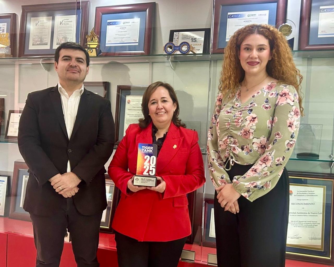 FACPYA coloca reconocimiento Tiger Tank 2025 en su Galería de Reconocimientos