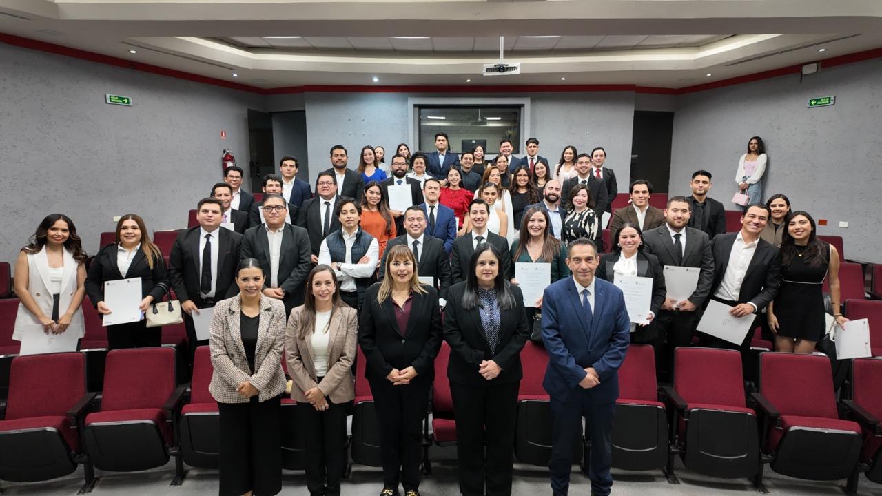 FACPYA celebra Ceremonia de Graduación de Maestría