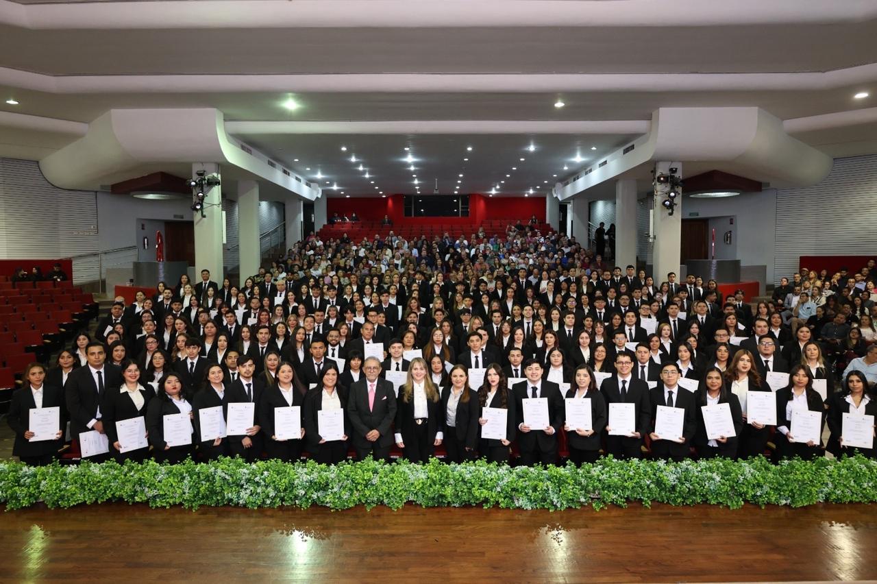 Ceremonia de Toma de Protesta FACPYA