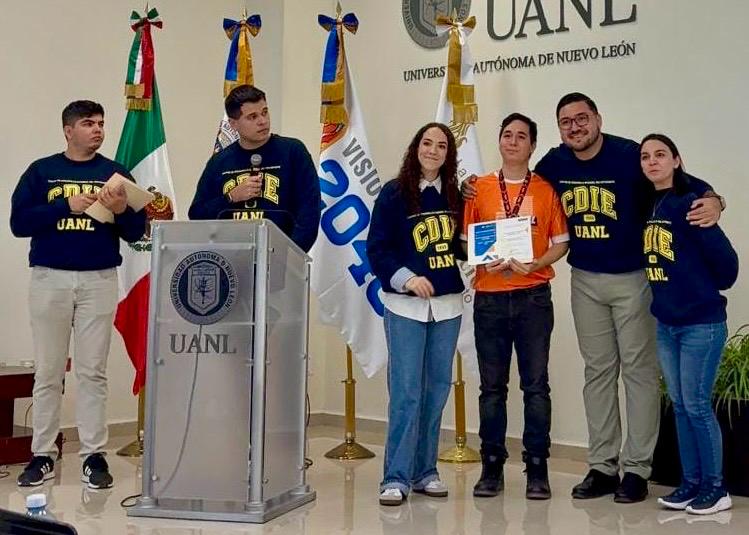 Grupos Estudiantiles de FACPYA reciben reconocimientos del Centro de Desarrollo Integral del Estudiante UANL