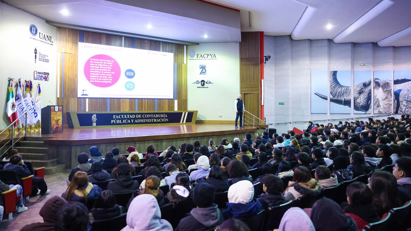 FACPYA fortalece formación estudiantil con conferencia “Entendiendo al SAT”