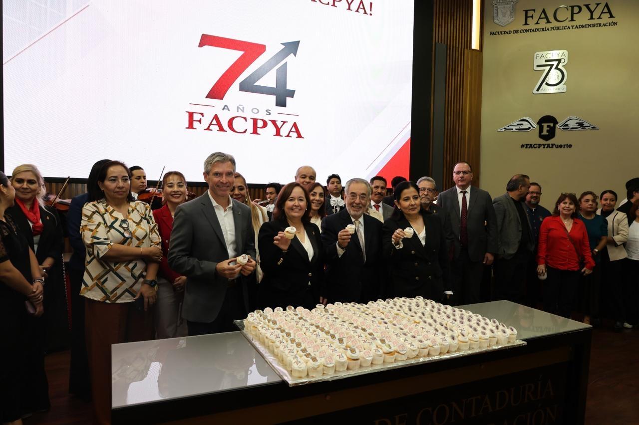 74 años de excelencia, historia y transformación
