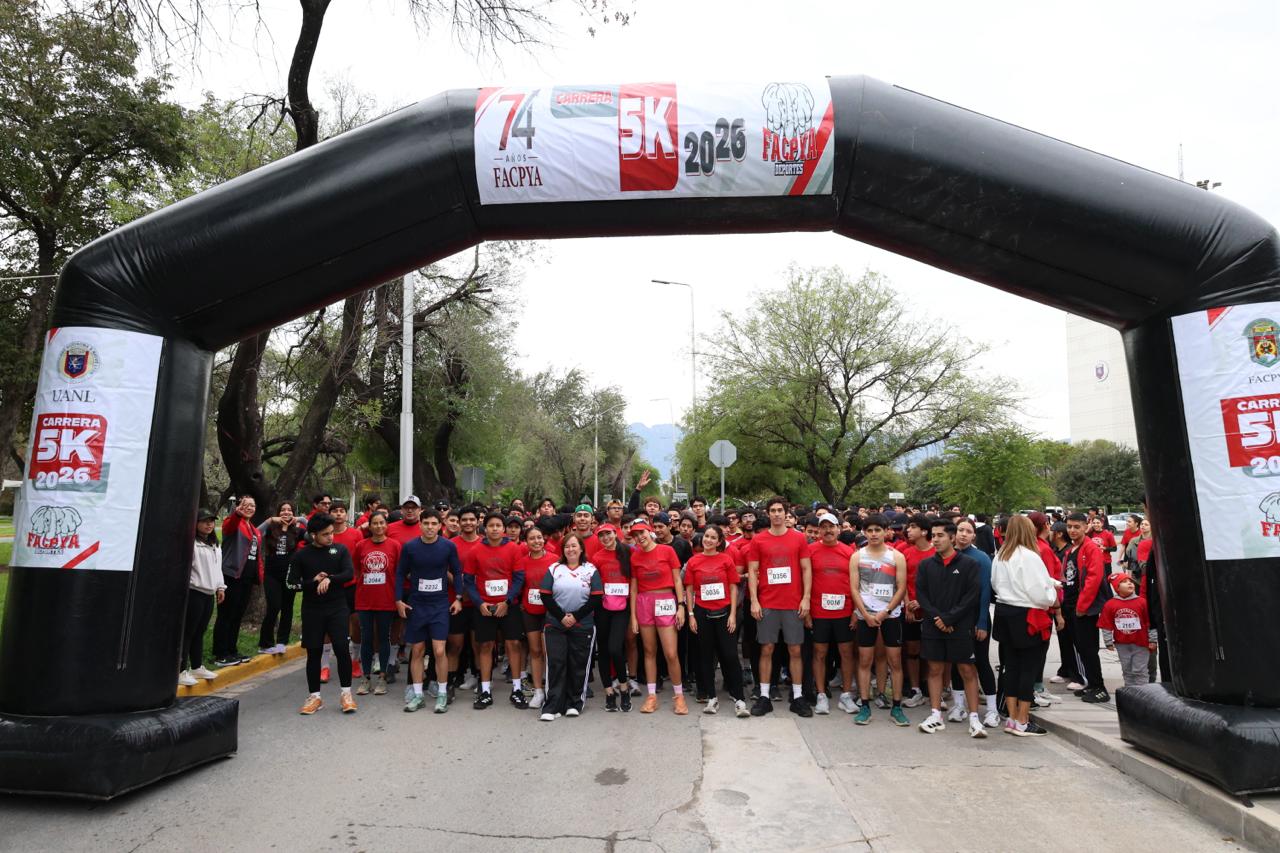 Carrera 5K cierra con entusiasmo el 74.º aniversario de nuestra Facultad
