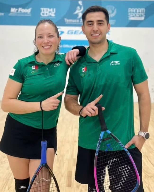 Egresadas de nuestra facultad conquistan campeonato mundial de racquetbol