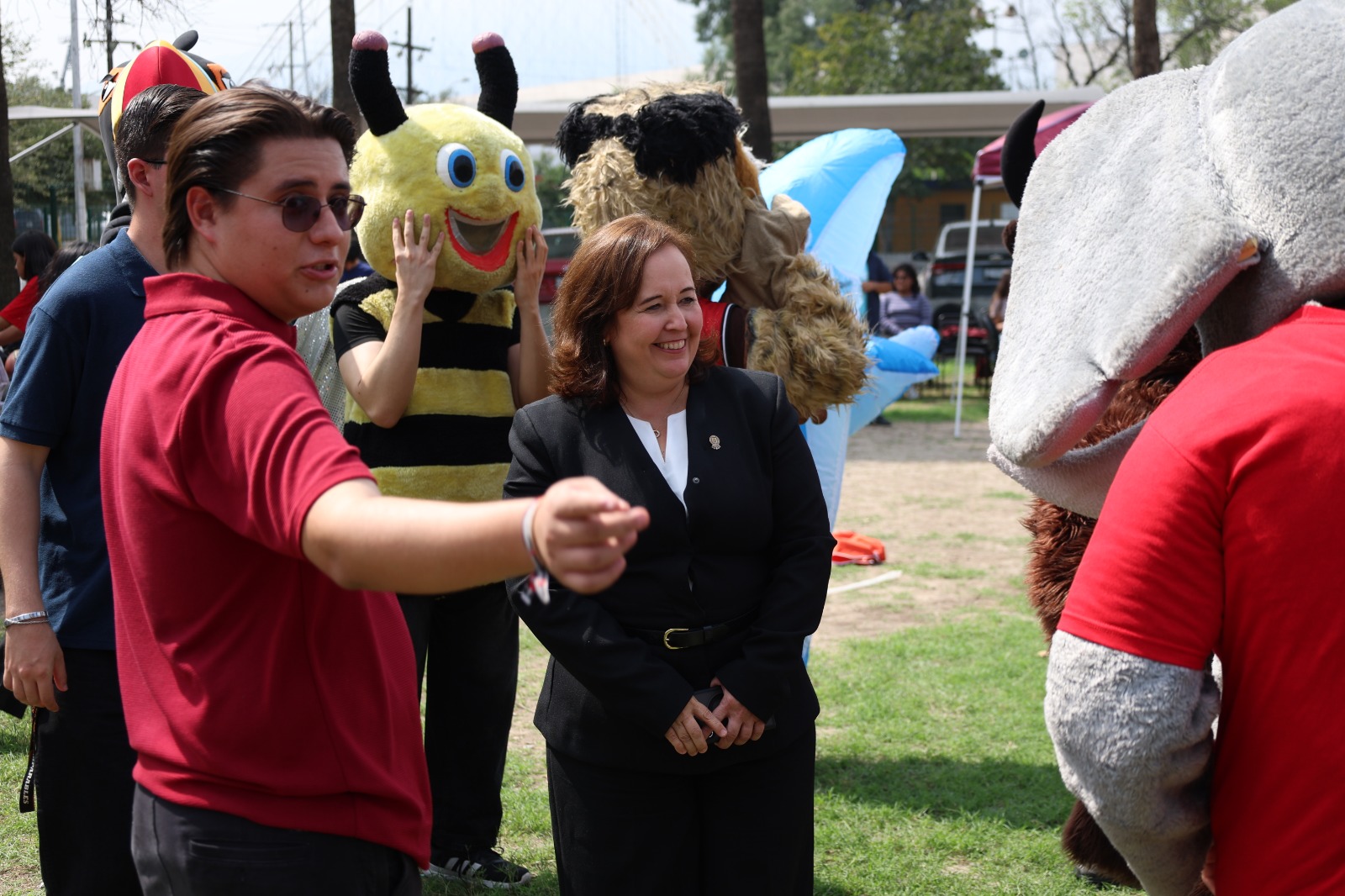 Botargas universitarias celebran los 74 años de nuestra facultad